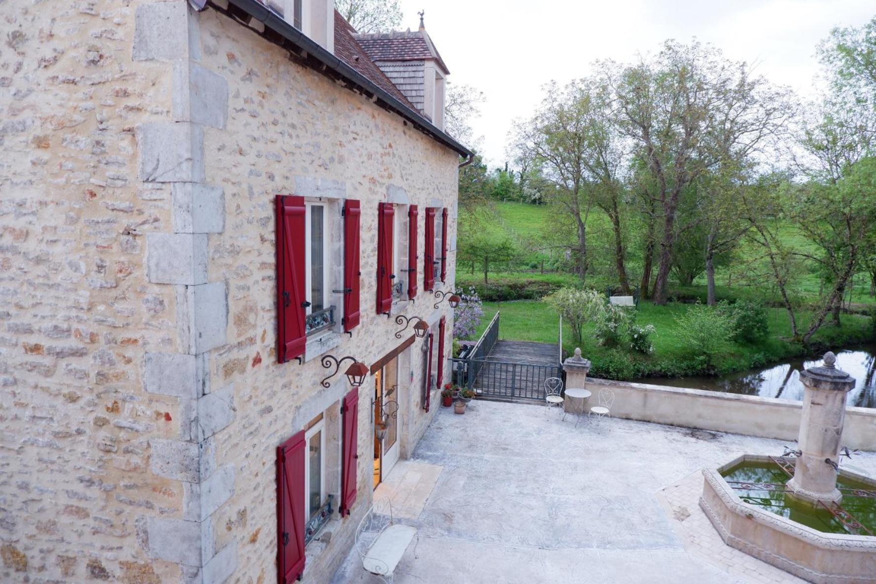 Hotel Moulin De Petoulle Charenton-du-Cher Exterior foto