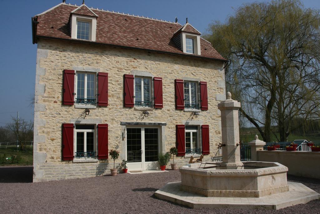 Hotel Moulin De Petoulle Charenton-du-Cher Exterior foto