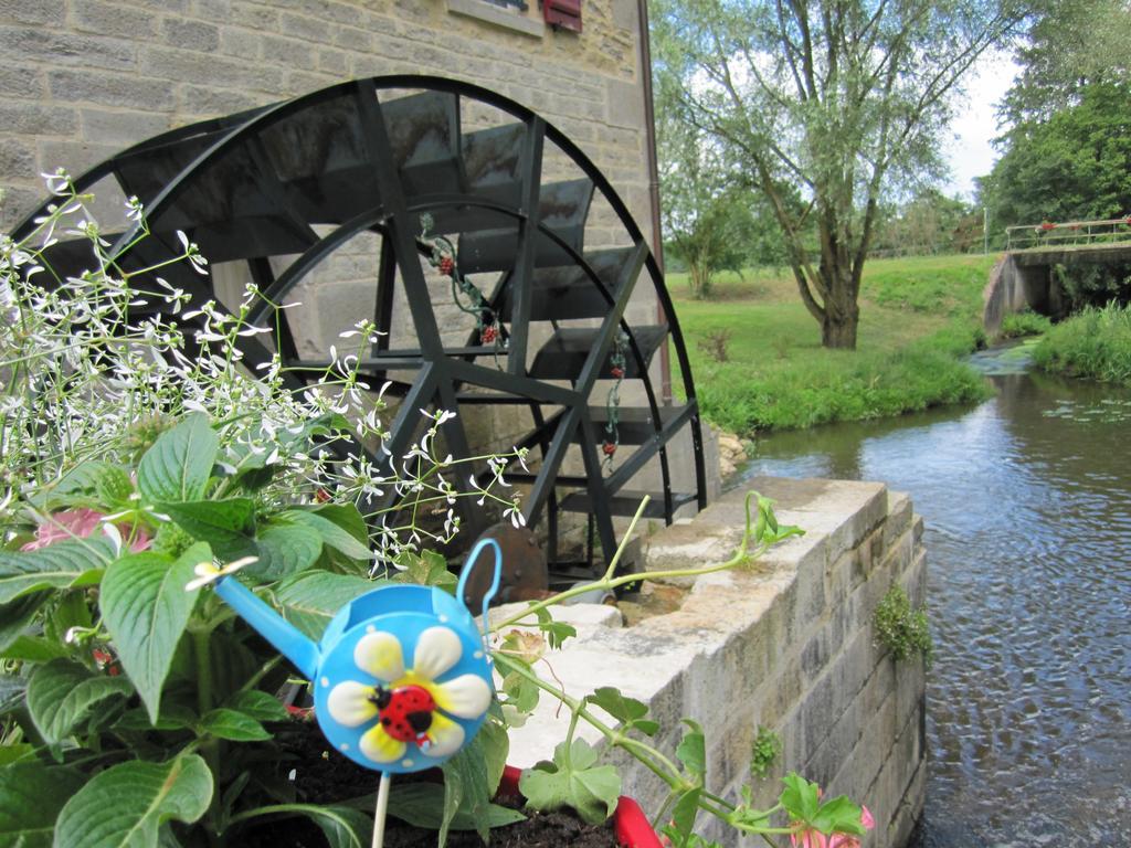 Hotel Moulin De Petoulle Charenton-du-Cher Exterior foto